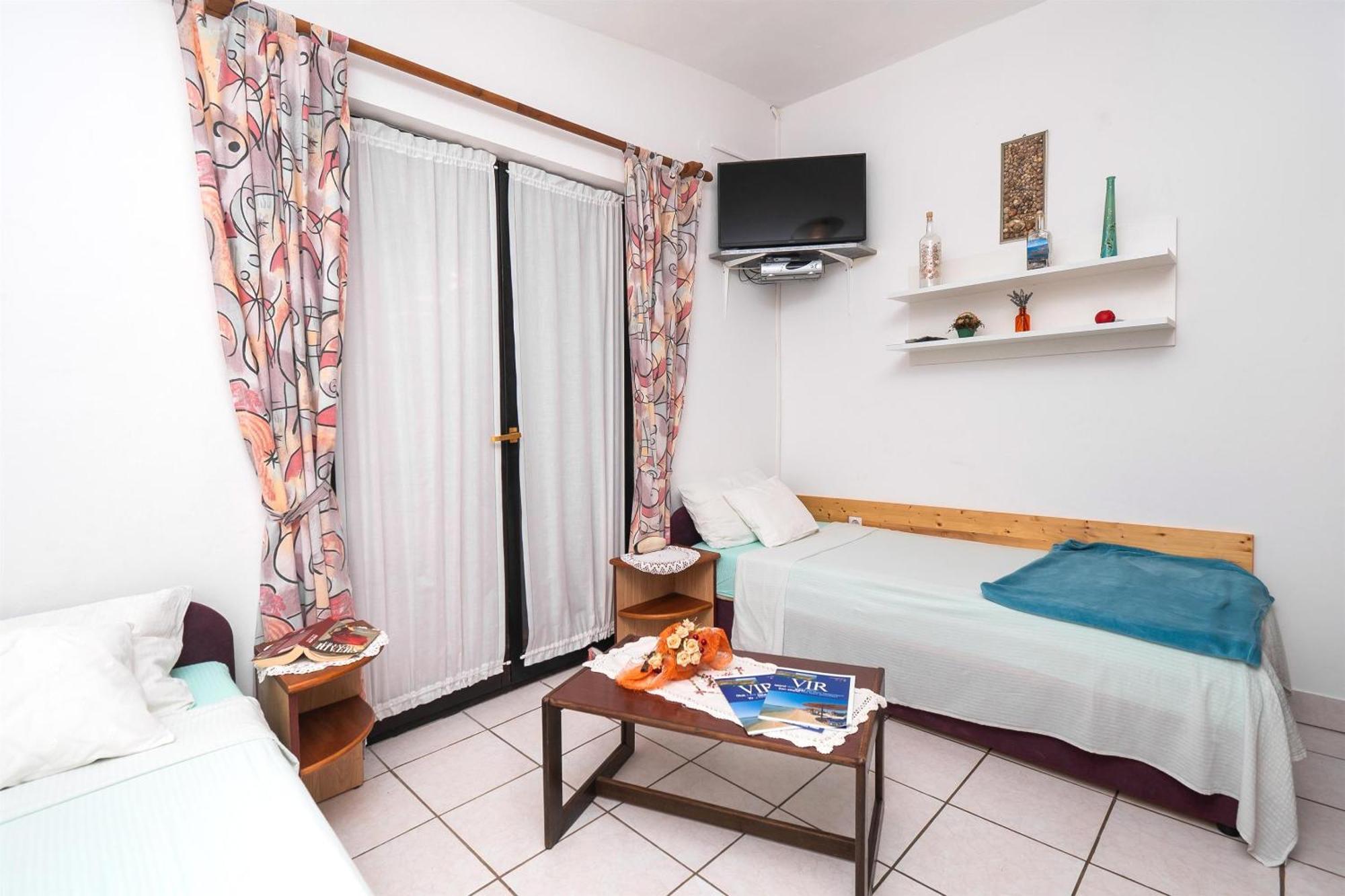Apartments Stefani Vir Kültér fotó