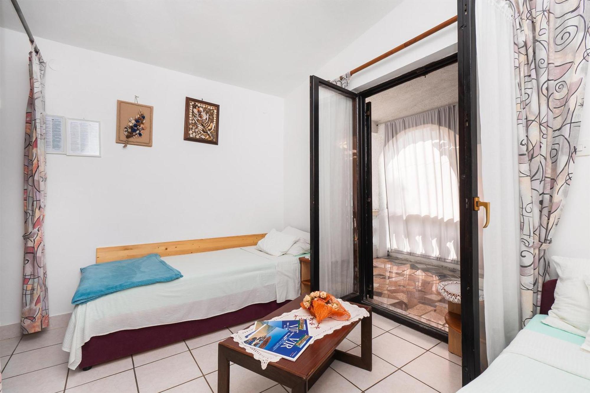 Apartments Stefani Vir Kültér fotó